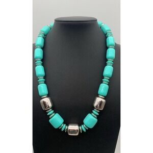 Vintage 80's Avon City Sleek Necklace in Sea Essence Aqua Blue & Silver Tone 18"